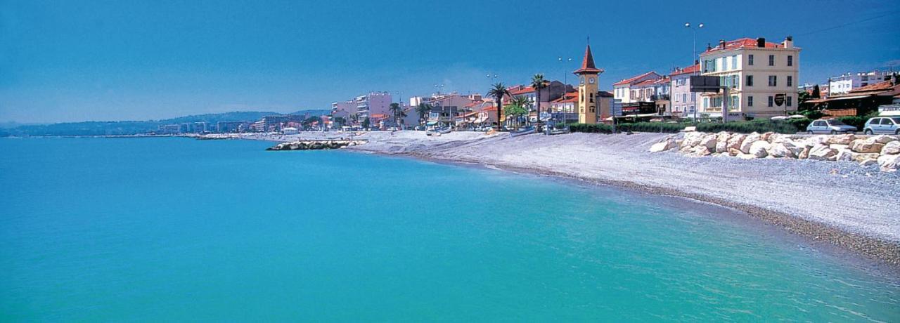 Grand Studio Tres Agreable Avec Bar, Cuisine Et Terrasse Cagnes-sur-Mer Luaran gambar